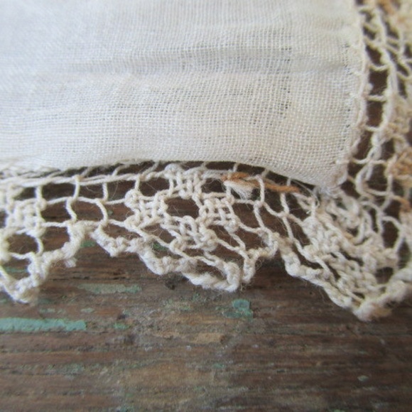 ANTIQUE Victorian Wedding Sachet Handkerchief - Picture 4 of 5